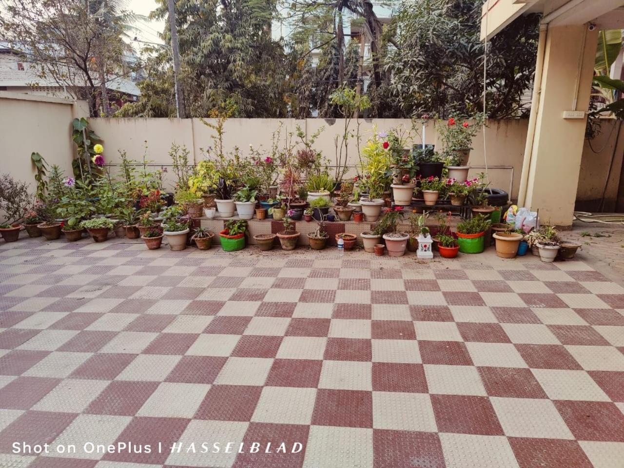 Apartamento Dreams Abode Guwahati Exterior foto